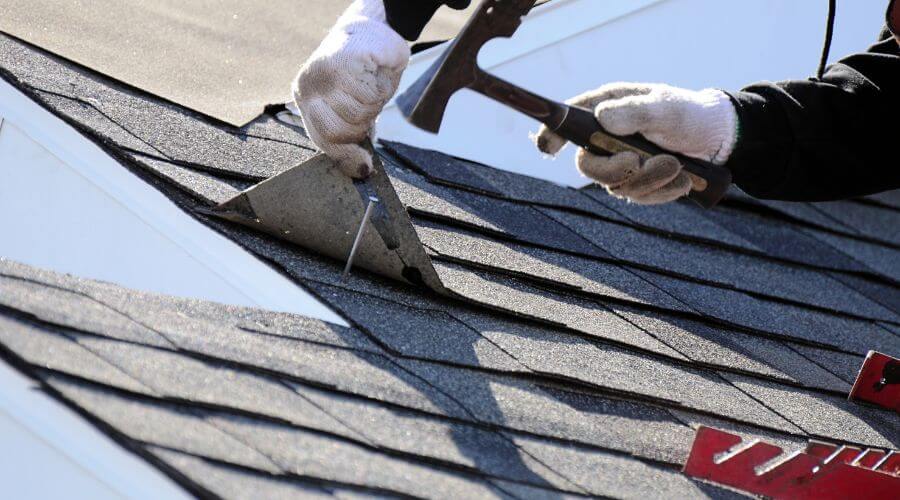 Expert Emergency Roof Repairs services in Buckland, OH